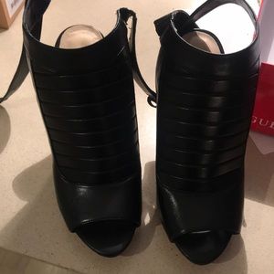 Leather Guess Mules
